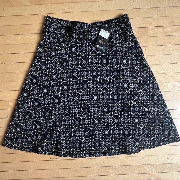 ibex Juliet Toula Merino Wool Skirt - Picture 1 of 4